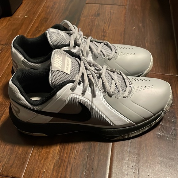 Nike Air Mavin 9 Wolf Grey, White, Black Lace Up Low Basketball Shoes - Picture 5 of 9